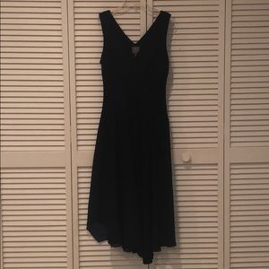 Black sleeveless dress